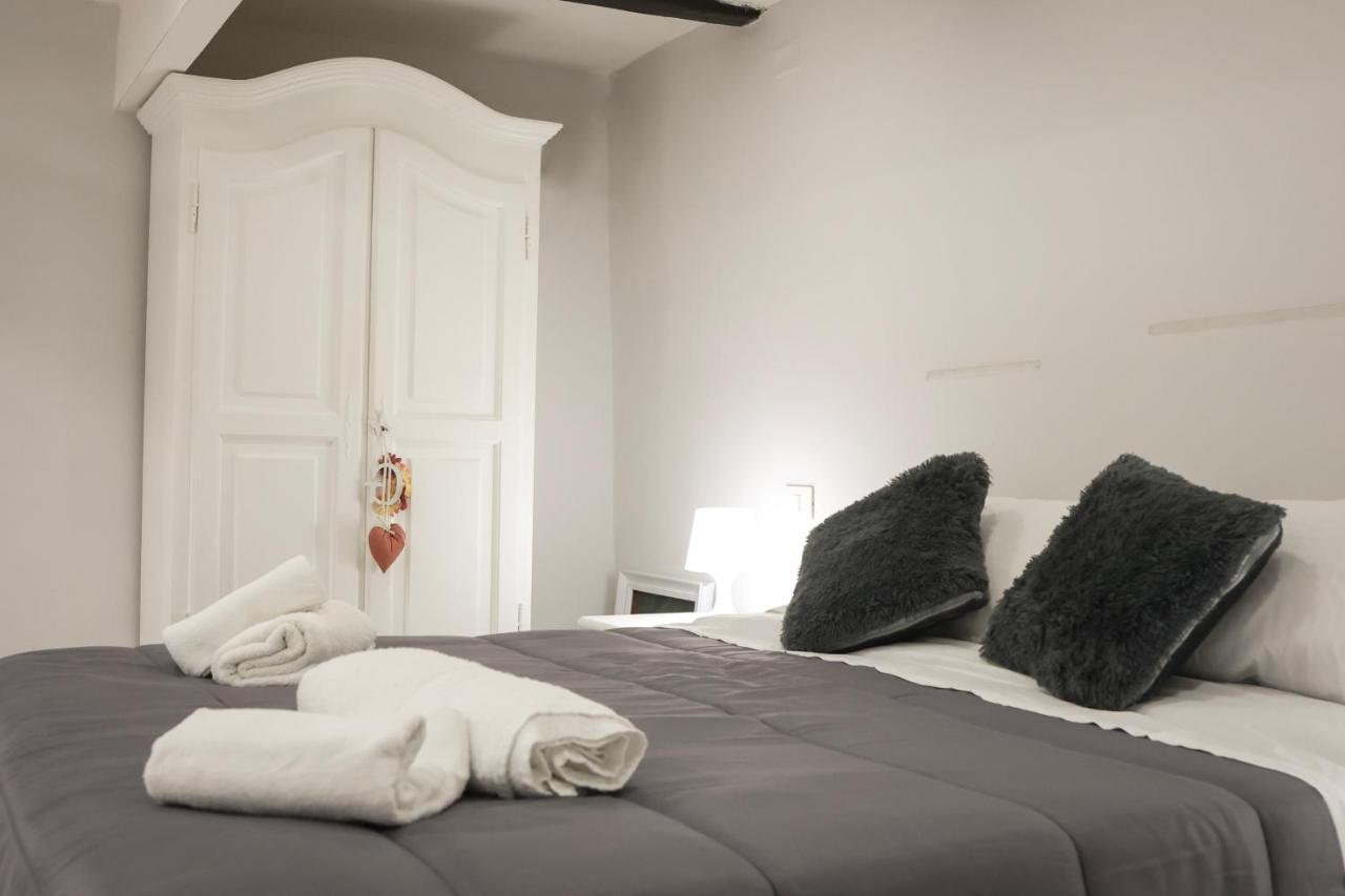 Modern By Sasy In The City Centre Naples Luaran gambar