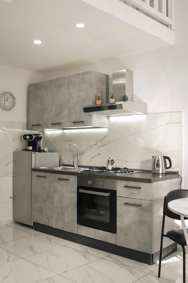 Modern By Sasy In The City Centre Naples Luaran gambar